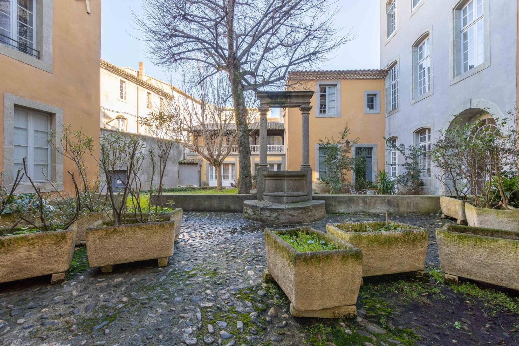 Bel Appartement Avec Cour Au Coeur De La Bastide Carcassonne Buitenkant foto